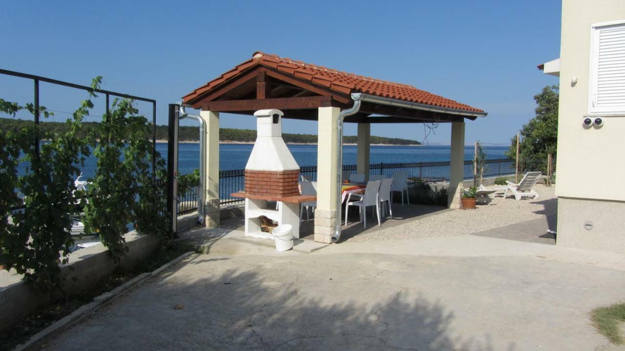 Villa Riva Barbat na Rabu المظهر الخارجي الصورة